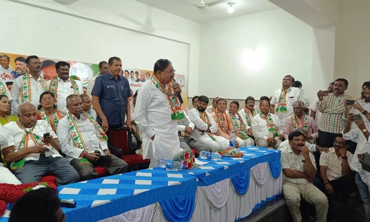 ನಾನೇ ಪಕ್ಷದ ಪ್ರಣಾಳಿಕೆಯ ಅಧ್ಯಕ್ಷ…. 5 ಗ್ಯಾರಂಟಿಯ ಆರ್ಥಿಕತೆ ಬಗ್ಗೆ ನನಗೆ ಗೊತ್ತು: ಪರಂ