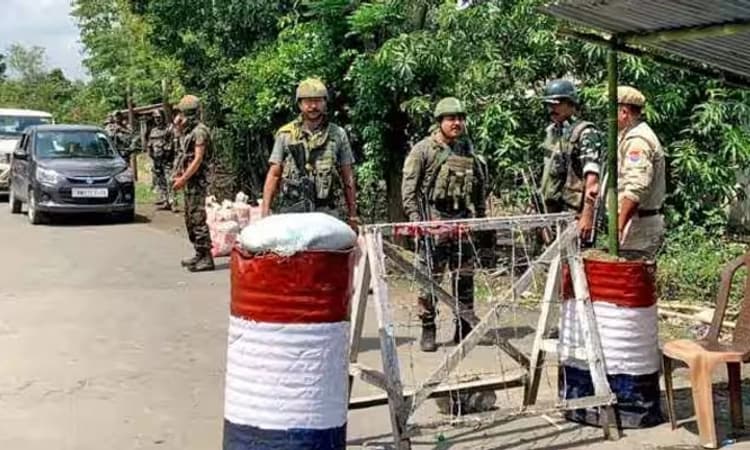 ಅಮಿತ್ ಶಾ ಭೇಟಿಗೂ ಮುನ್ನವೇ ಮಣಿಪುರದಲ್ಲಿ ಹೊಸ ಘರ್ಷಣೆ ಆರಂಭ; ಇಬ್ಬರು ಸಾವು