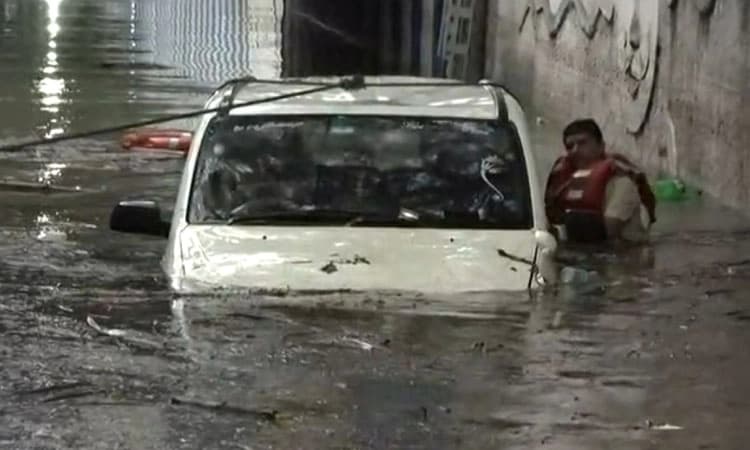 ಕ್ಯಾಬ್‌ ಮುಳುಗಿ ಯುವತಿ ಸಾವು: ಸ್ವಯಂ ಪ್ರೇರಿತ ಕೇಸ್‌ ದಾಖಲಿಸಿದ ಲೋಕಾಯುಕ್ತ ‌