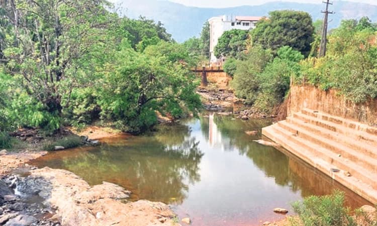 ಕೊಲ್ಲೂರು: ವಾಗ್ದೇವಿ ಸನ್ನಿಧಿಯಲ್ಲಿ ನೀರಿನ‌ ಬರ; ಬತ್ತಿಹೋದ ಸೌಪರ್ಣಿಕಾ ನದಿ