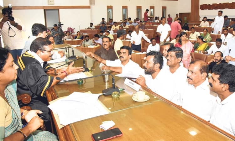 ಕುಡಿಯುವ ನೀರು ರೇಶನಿಂಗ್‌ ಯಥಾಸ್ಥಿತಿ ಮುಂದುವರಿಕೆ