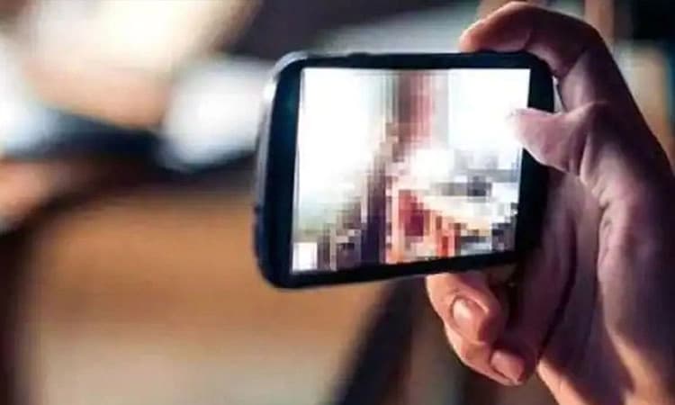 ಸ್ನಾನ ಮಾಡುತ್ತಿದ್ದ ಯುವತಿಯರ ವಿಡಿಯೋ ಚಿತ್ರೀಕರಣ: ಕುಂದಾಪುರ ಮೂಲದ ವ್ಯಕ್ತಿ ಬಂಧನ