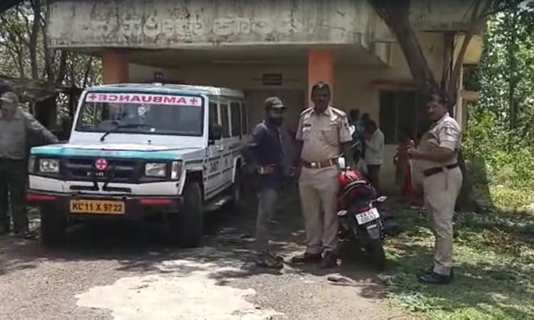 ದಾಂಡೇಲಿ: ಬಡಕಾನಶಿರಡಾದಲ್ಲಿ ವ್ಯಕ್ತಿಯ ಮೃತದೇಹ ಪತ್ತೆ: ಸ್ಥಳಕ್ಕೆ ಪೊಲೀಸರ ಭೇಟಿ
