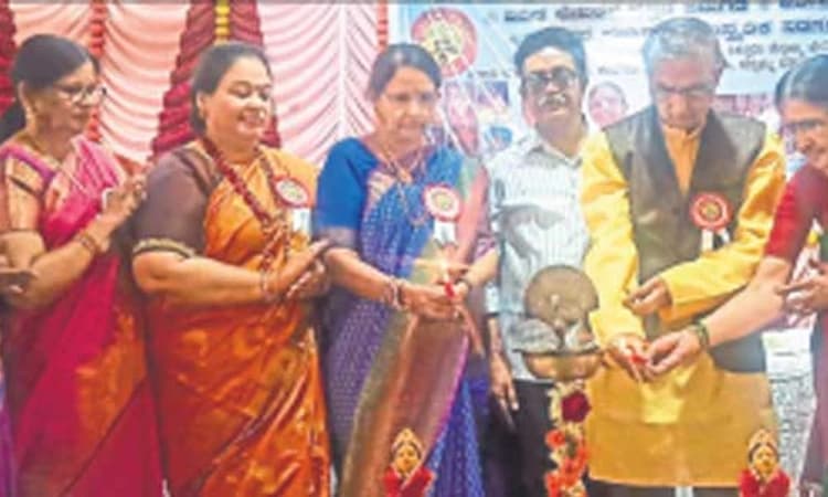 ಬೆಳಗಾವಿ: ಬರಹದಲ್ಲಿ ಪ್ರಾಮಾಣಿಕ ಬದ್ಧತೆಯಿರಲಿ- ಶಾಸ್ತ್ರಿ