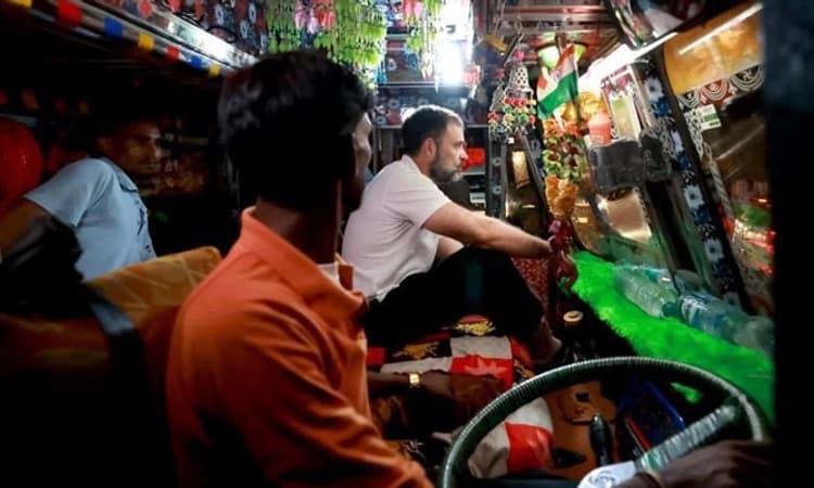 Truck Ride :ಟ್ರಕ್ ನಲ್ಲಿ ಪ್ರಯಾಣ ಮಾಡಿದ ರಾಹುಲ್ ಗಾಂಧಿ