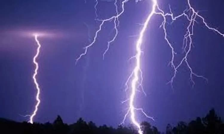 ಗುಡುಗು-ಸಿಡಿಲಿನ ಅಪಾಯ ಮುನ್ನೆಚ್ಚರಿಕೆ ಪಾಲನೆಗೆ ಸೂಚನೆ