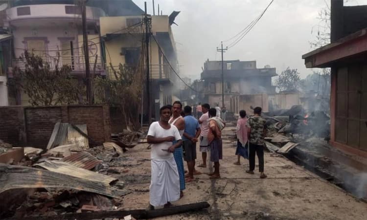 Manipur: ಭುಗಿಲೆದ್ದ ಹಿಂಸಾಚಾರ; ಬಂದೂಕುಗಳ ಸಹಿತ ಮಾಜಿ ಶಾಸಕ ಅರೆಸ್ಟ್