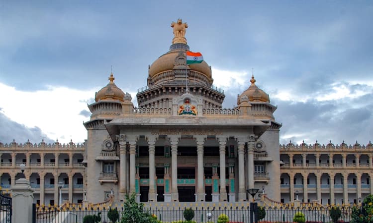 ಡಿಸಿಎಂ ಒಂದು ಅಸಮಾಧಾನ ಐದು: ಕೆಎಚ್‌ಎಂ, ಪರಂ, ಎಂಬಿಪಿ, ಸತೀಶ್‌, ಜಮೀರ್‌ ಬೇಗುದಿ