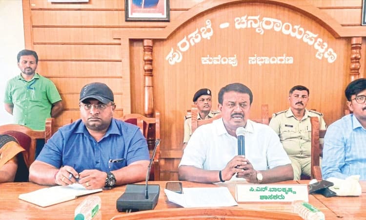 ಪಿಡಿಒಗಳ ಕಾರ್ಯವೈಖರಿಗೆ ಶಾಸಕರ ತರಾಟೆ!