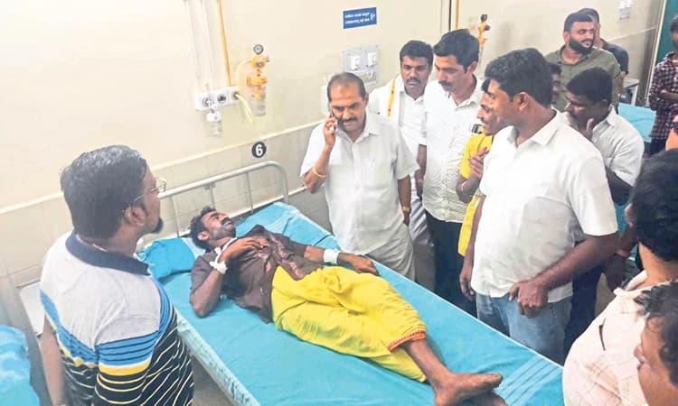 ಬಿಜೆಪಿ ಕಾರ್ಯಕರ್ತರಿಂದ ಕಾಂಗ್ರೆಸ್‌ ಕಾರ್ಯಕರ್ತನ ಮೇಲೆ ಹಲ್ಲೆ, ದೂರು