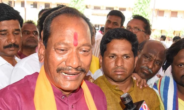 ಗೆದ್ದ ಬಳಿಕ ಕೇಂದ್ರ ಸಚಿವ ಖೂಬಾ ವಿರುದ್ಧ ಪ್ರಭು ಚೌಹಾಣ್ ಆಕ್ರೋಶ, ಕಣ್ಣೀರು