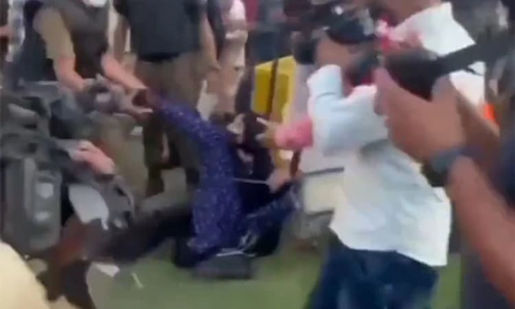 ಈ ಸ್ಥಿತಿ ಭಾರತದಲ್ಲಿ ಆಗಿದ್ದರೆ ಏನಾಗುತ್ತಿತ್ತು ಎಂದು ಪ್ರಶ್ನೆ; ಪಾಕ್ ವಿಡಿಯೋ ವೈರಲ್