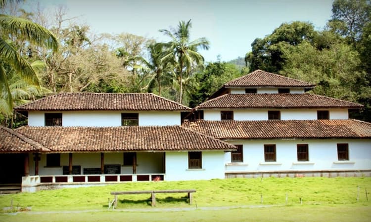 ಪ್ರವಾಸಿಗರೇ ಗಮನಿಸಿ..  ಮತದಾನ ದಿನದಂದು ಕವಿಶೈಲ, ಕವಿಮನೆ ಬಂದ್