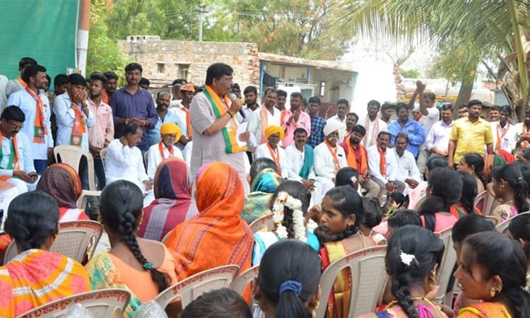 ಸುಭದ್ರ ಸರ್ಕಾರಕ್ಕಾಗಿ ಬಿಜೆಪಿ ಬೆಂಬಲಿಸಿ: ಮುರುಗೇಶ ನಿರಾಣಿ 