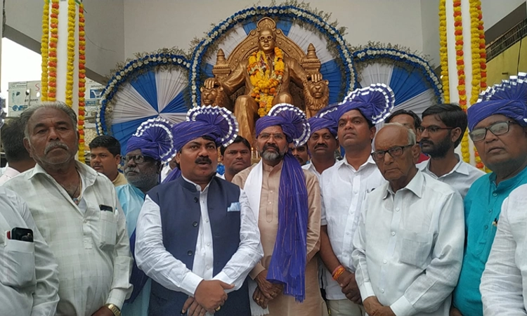 ಅಂಬೇಡ್ಕರ್ ಭೇಟಿ ನೀಡಿದ ಕ್ಷೇತ್ರಗಳ ಅಭಿವೃದ್ಧಿಗೆ 25 ಕೋಟಿ : ಛಲವಾದಿ ನಾರಾಯಣಸ್ವಾಮಿ