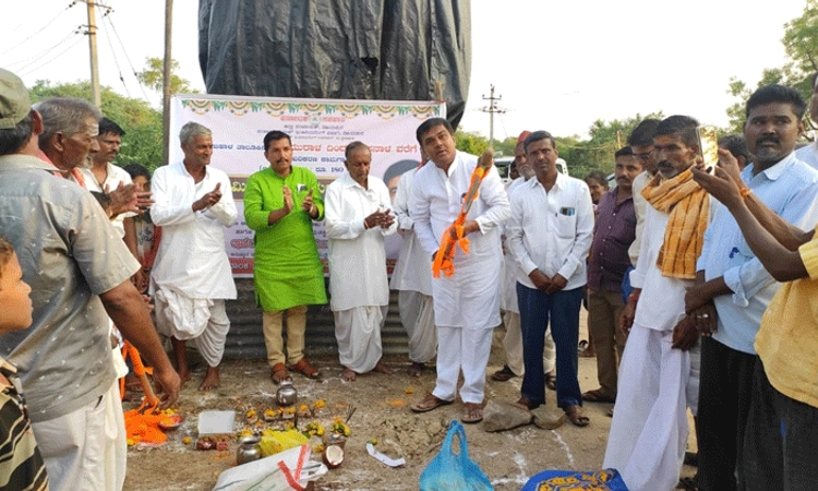 ಗುಲಾಮಗಿರಿಯಿಂದ ಸ್ವತಂತ್ರರಾಗಿದ್ದೇವೆ: ನಡಹಳ್ಳಿ