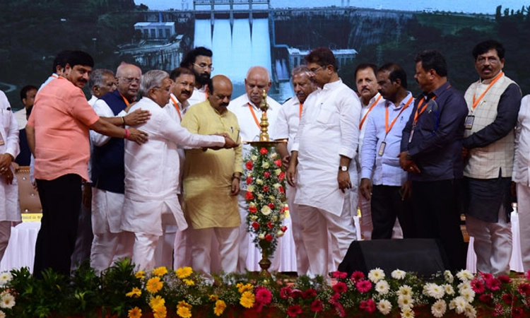ಬರದನಾಡು ಜಲದ ನಾಡಾಗಿಸಲು ಬದ್ಧ
