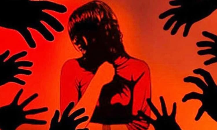 ವರದಕ್ಷಿಣೆ ಹಣ ನೀಡಿಲ್ಲವೆಂದು ಸಂಬಂಧಿಕರಿಂದ ಪತ್ನಿಯ ಮೇಲೆ ಅತ್ಯಾಚಾರ ನಡೆಸಿದ ನೀಚ!