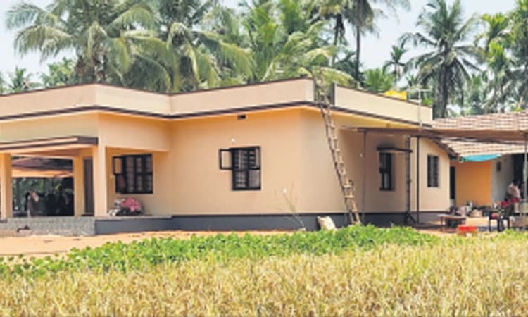 ಕೊಳಂಬೆ ವಾಸಿಗಳಿಗೆ ಸೂರಿನ ಆಸರೆ