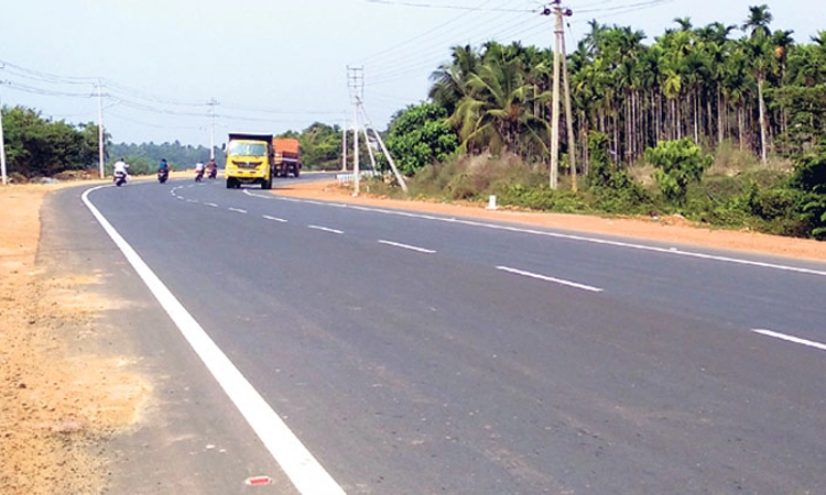 ಹೆದ್ದಾರಿ ಉದ್ಘಾಟನೆಯಾದರೂ ಸಿಗದ ಪರಿಹಾರ