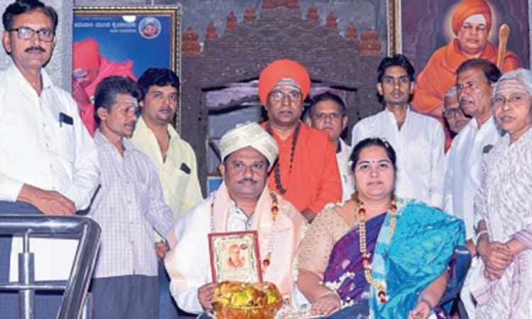 ಪುಸ್ತಕಗಳಿಲ್ಲದ ಜಗತ್ತು ಅಂಧಕಾರದಲ್ಲಿರುತ್ತಿತ್ತು: ಸ್ವಾಮೀಜಿ