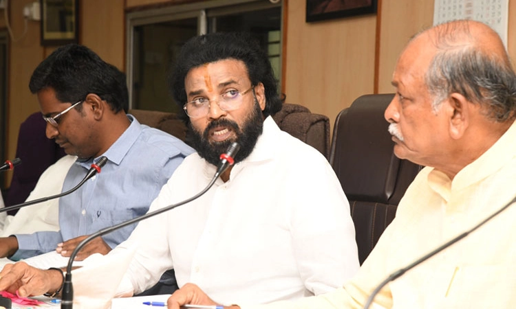 ವಿಮಾನ ನಿಲ್ದಾಣ ನಿರ್ಮಾಣಕ್ಕೆ 100 ಕೋಟಿ ಪ್ರಸ್ತಾವನೆ