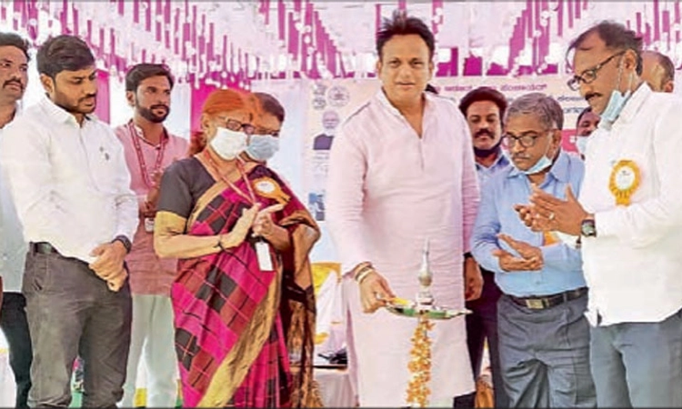 ಆರೋಗ್ಯ ಶಿಬಿರ ಬಡವರಿಗೆ ವರದಾನ: ಅಜಯಸಿಂಗ್‌