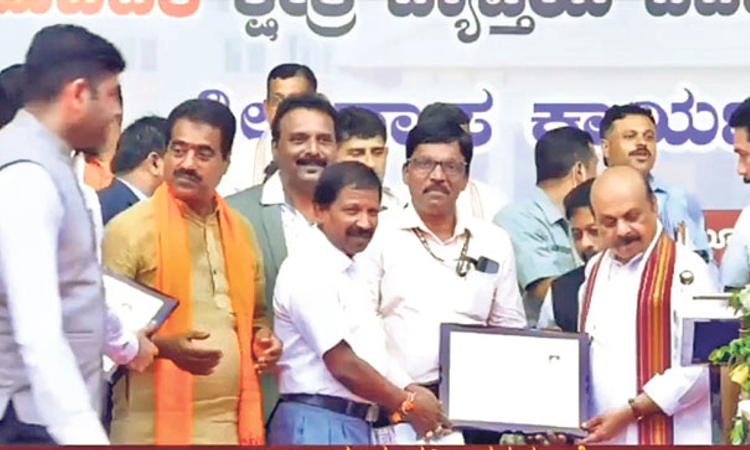 ಸುಳ್ಯ ತಾಲೂಕು ಪಂಚಾಯತ್‌ಗೆ ರಾಷ್ಟ್ರೀಯ ಪ್ರಶಸ್ತಿ ಪ್ರದಾನ