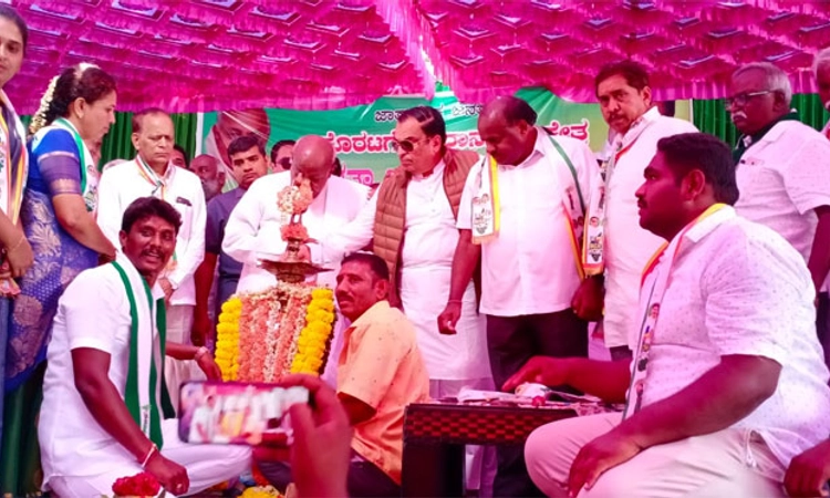 ಕೊರಟಗೆರೆಯಿಂದ ಸುಧಾಕರ ಲಾಲ್ ರನ್ನು ಮತ್ತೆ ಗೆಲ್ಲಿಸಿ : ಹೆಚ್ ಡಿಡಿ ಕರೆ