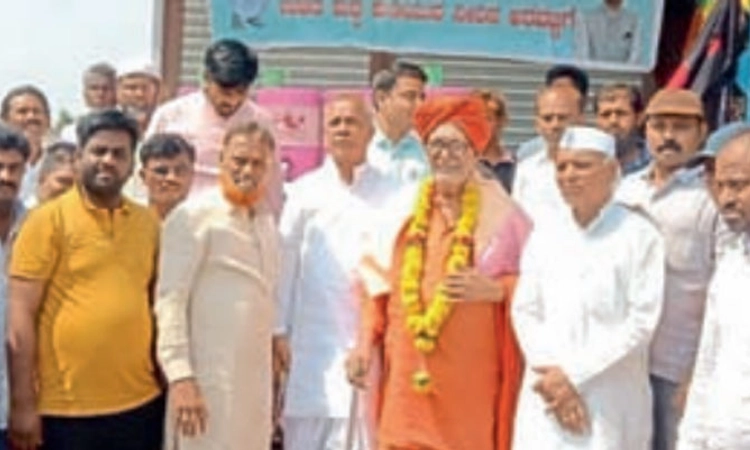 ಬಸ್‌ ನಿಲ್ದಾಣದಲ್ಲಿ ನೀರಿನ ಅರವಟ್ಟಿಗೆ