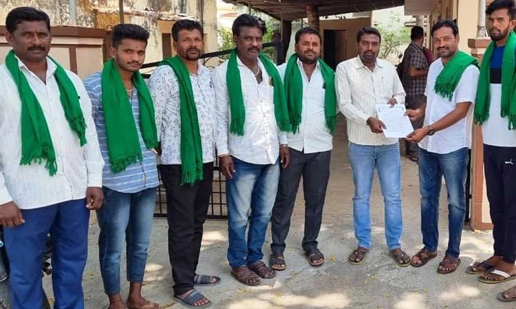 ಭೂ ಹಗರಣ ತನಿಖೆ ಮಾಡಲು ರೈತ ಸಂಘ ಒತ್ತಾಯ   