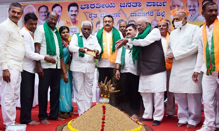 ಕೃಷಿ ಕ್ಷೇತ್ರ ಆತ್ಮನಿರ್ಭರಕ್ಕೆ ಪ್ರಧಾನಿ ಪಣ: ಕಡಾಡಿ