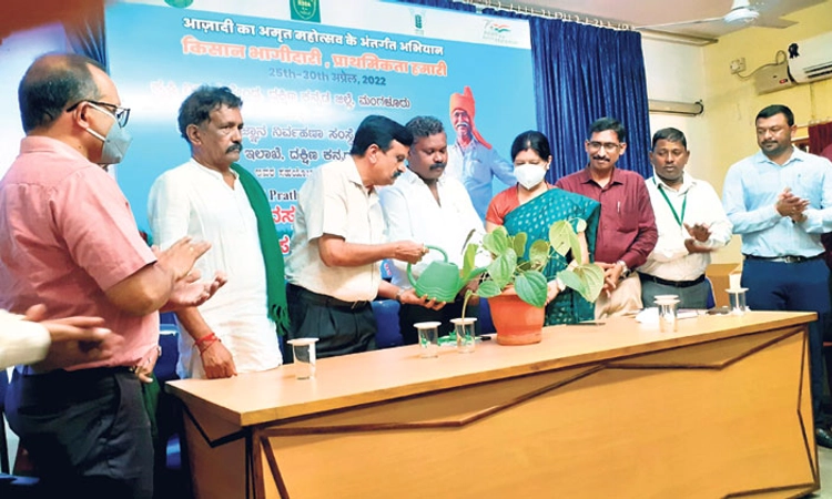 ರಸಗೊಬ್ಬರಕ್ಕೆ ಹೊಂದಾಣಿಕೆ ಸಹಾಯಧನ ಅಗತ್ಯ: ಸಂಪತ್‌ ಆಗ್ರಹ