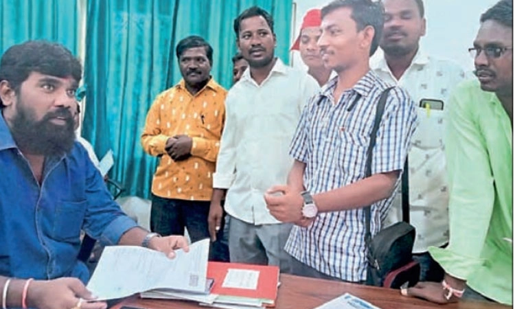 ಶಿಬಿರ ಕಟ್ಟಾ ಬಡಾವಣೆಗೆ ಸೌಲಭ್ಯ ಕಲ್ಪಿಸಲು ಒತ್ತಾಯ
