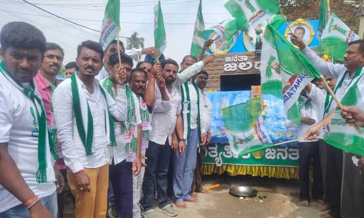 ಜೆಡಿಎಸ್‌ಗೆ ಅಧಿಕಾರ ನೀಡಿದರೆ ಸೌಲಭ್ಯಕ್ಕೆ ಆದ್ಯತೆ