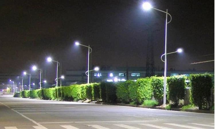 ಎಲ್‌ಇಡಿ ಬೀದಿ ದೀಪ ಅಳವಡಿಸಲು ನೂರೆಂಟು ವಿಘ್ನ