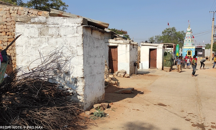 ಹಳ್ಳಿಗಳಲ್ಲಿ ಬಳಕೆಯಾಗುತ್ತಿಲ್ಲ ಶೌಚಾಲಯ