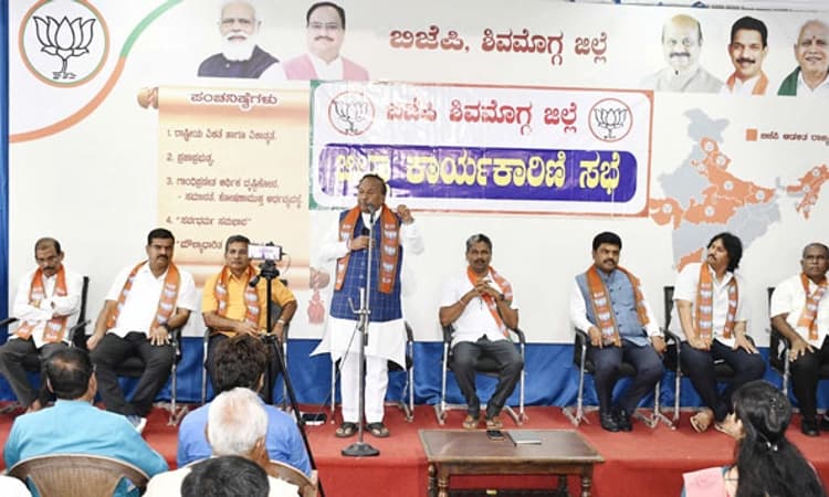 ಚುನಾವಣೆಗೆ ಈಗಿನಿಂದಲೇ ಸಿದ್ಧರಾಗಿ