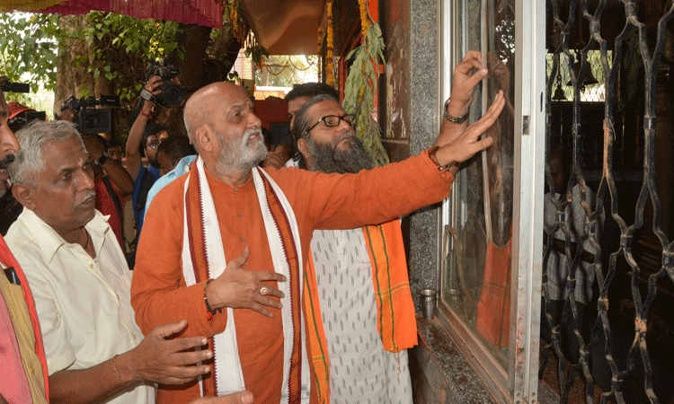 ಗಲಭೆಕೋರರ ವಿರುದ್ಧ ಕೋಕಾ ಅಸ್ತ್ರ ಬಳಸಿ: ಮುತಾಲಿಕ್‌