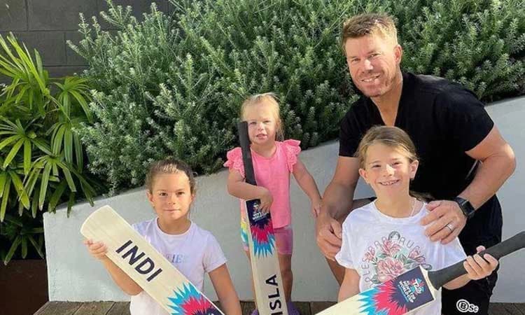 ಅಪ್ಪನೂ ಶತಕ ಬಾರಿಸಬೇಕು; ವಾರ್ನರ್‌ ಮಕ್ಕಳ ಬಯಕೆ