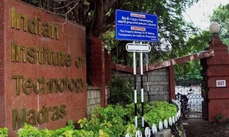 ಮದ್ರಾಸ್​ ಐಐಟಿಯ 12 ವಿದ್ಯಾರ್ಥಿಗಳಲ್ಲಿ ಕೋವಿಡ್ ಸೋಂಕು ದೃಢ
