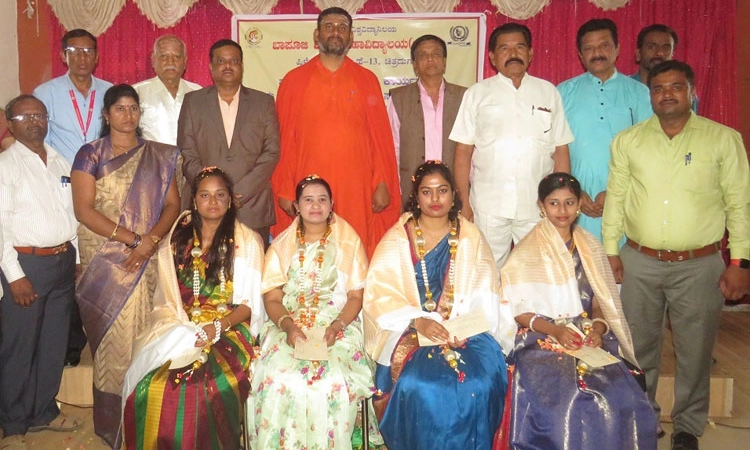 ಮಾತು ಮನಸ್ಸನ್ನು ಅರಳಿಸುವಂತಿರಲಿ
