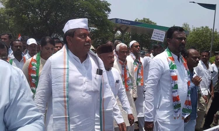 ಕಮಿಷನ್‌ ಬಿಜೆಪಿ ಸರ್ಕಾರ ಶೀಘ್ರ ತೊಲಗಲಿ