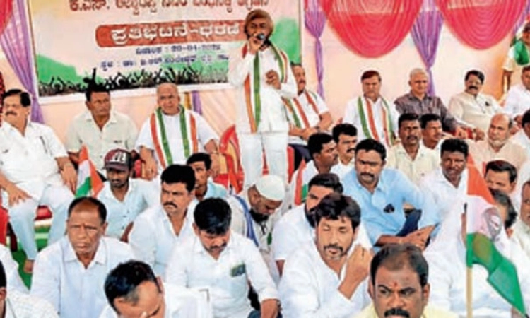 ಈಶ್ವರಪ್ಪ ಬಂಧನಕ್ಕೆ ಕಾಂಗ್ರೆಸ್‌ ಬಿಗಿ ಪಟ್ಟು
