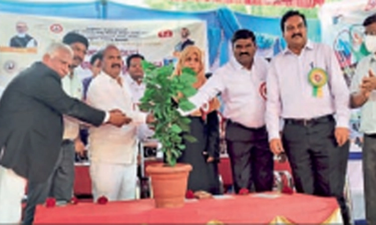 ಹಣಕ್ಕಿಂತ ಆರೋಗ್ಯ ಭಾಗ್ಯವೇ ಮುಖ್ಯ: ರಾಮಪ್ಪ