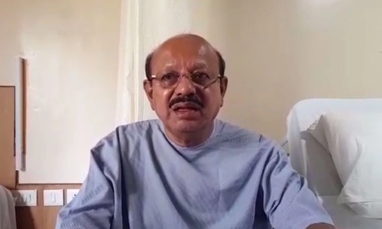 ಕಾರು ಪಲ್ಟಿ : ಮಾಜಿ ಸಚಿವ ಜಯಚಂದ್ರ ಅವರ ಬೆನ್ನಿಗೆ ಪೆಟ್ಟು