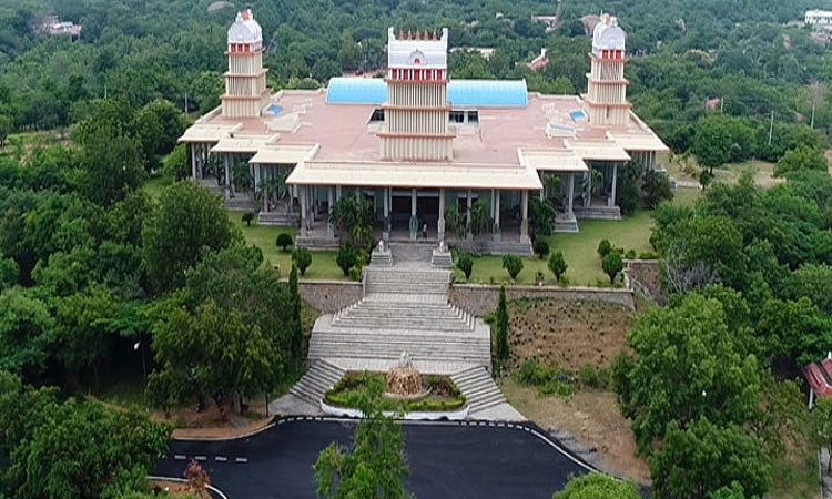 ಪಿಎಚ್ ಡಿ ಕೋರ್ಸಿನ 40 ತಿಂಗಳ ಫೆಲೋಶಿಪ್ ಕೇಳಿದ್ದಕ್ಕೆ ವಿದ್ಯಾರ್ಥಿಗಳಿಗೆ ನೋಟಿಸ್