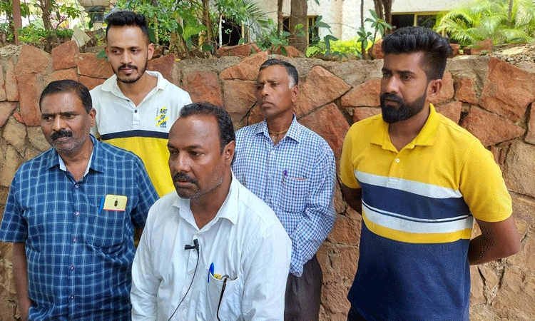 ರಮೇಶ ಮೊರೆ ಹೋದ ಹಿಂಡಲಗಾ ಗುತ್ತಿಗೆದಾರರು