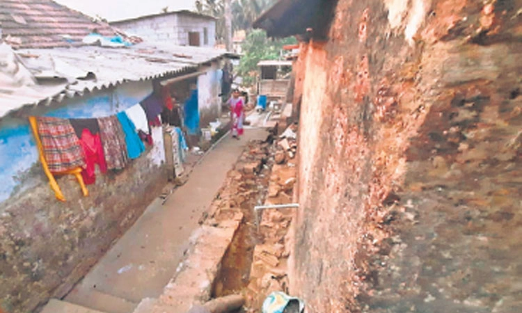 ಮೂಲಸೌಕರ್ಯಗಳಿಲ್ಲದೆ ಸಂಕಷ್ಟ