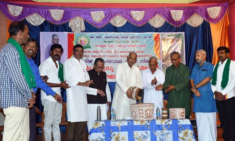 ಭೂಮಿ ಒಡೆಯರಾದವರಿಗೆ ಹಳೆಯ ಇತಿಹಾಸ ಬೇಡ; ಕಾಗೋಡು ಬೇಸರ